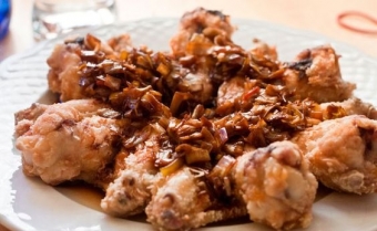 pollo con puerro y cebolla